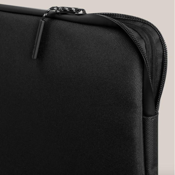 Чехол LAUT URBAN PROTECTIVE SLEEVE CORDURA for MacBook Pro 16 [2021], Black (L_MB16_UR_BK)