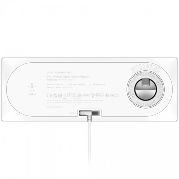 Бездротова зарядка Belkin BOOST CHARGE PRO 3-in-1 Wireless Charging Pad MagSafe White (HPU72, WIZ016vfWh)