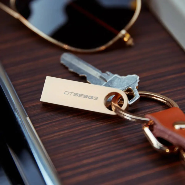 Флеш память Kingston USB 3.2 SE9 G3 128GB 220MB/s Metal/Gold