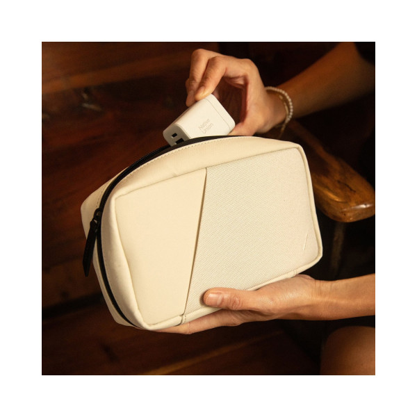 Адаптер питания Native Union Fast GaN Charger PD 45W (1 USB-C + 1 USB-A) Port White (FAST-PD45AC-WHT-EU)