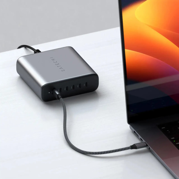 Сетевое зарядное устройство Satechi 200W USB-C 6-Port PD GaN Charger Space Gray (ST-C200GM-EU)