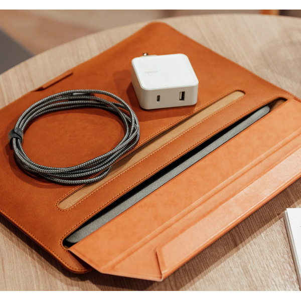 Чехол-папка Moshi Muse 13" 3-in-1 Slim Laptop Sleeve Caramel Brown for MacBook Pro 13" M1/M2/MacBook Air 13" M1 (99MO034751)